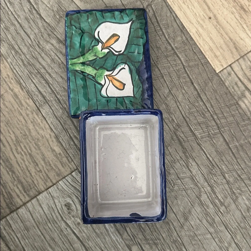 Vintage hand painted lily jewelry storage